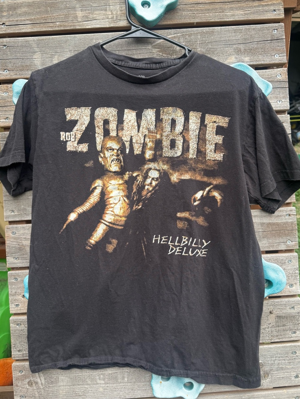 Rob Zombie - Hellbilly Deluxe Shirt - Size Medium
